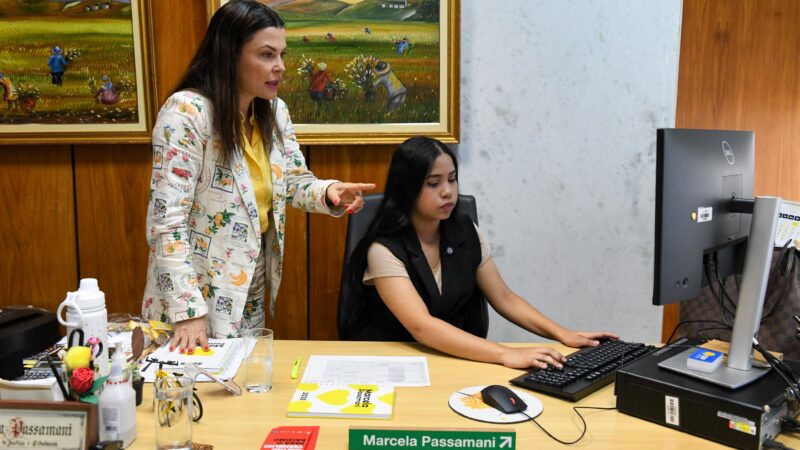 Estudante de Planaltina vira Secretária por um dia e inspira jovens!