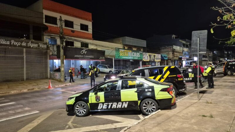 Detran-DF flagra 60 motoristas alcoolizados em blitz de fim de semana