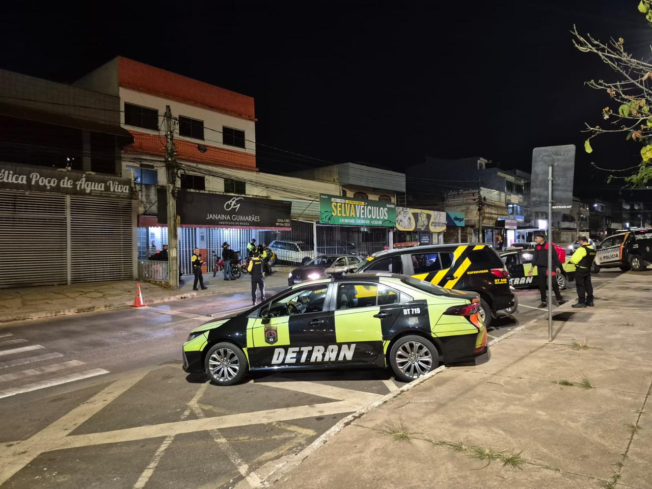 Detran-DF flagra 60 motoristas alcoolizados em blitz de fim de semana