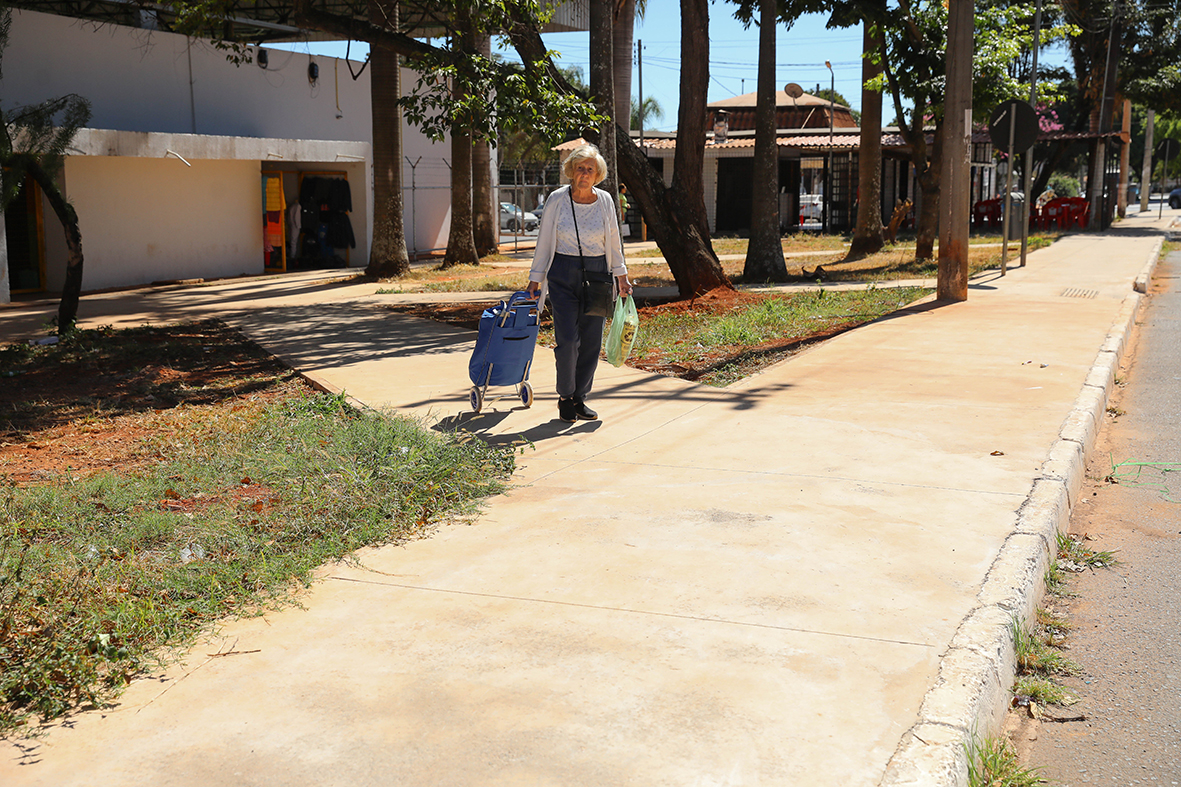 Mais conforto no Cruzeiro com mais 21 km de novas calçadas