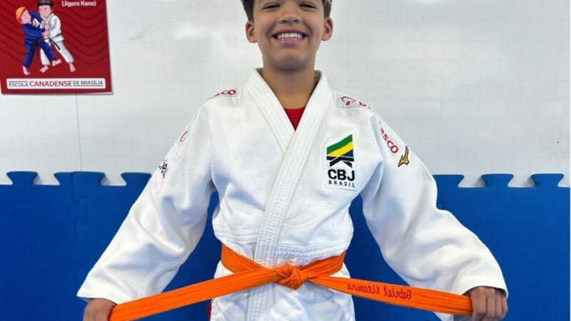 Aluno de 11 anos da Escola Canadense brilha no judô nacional