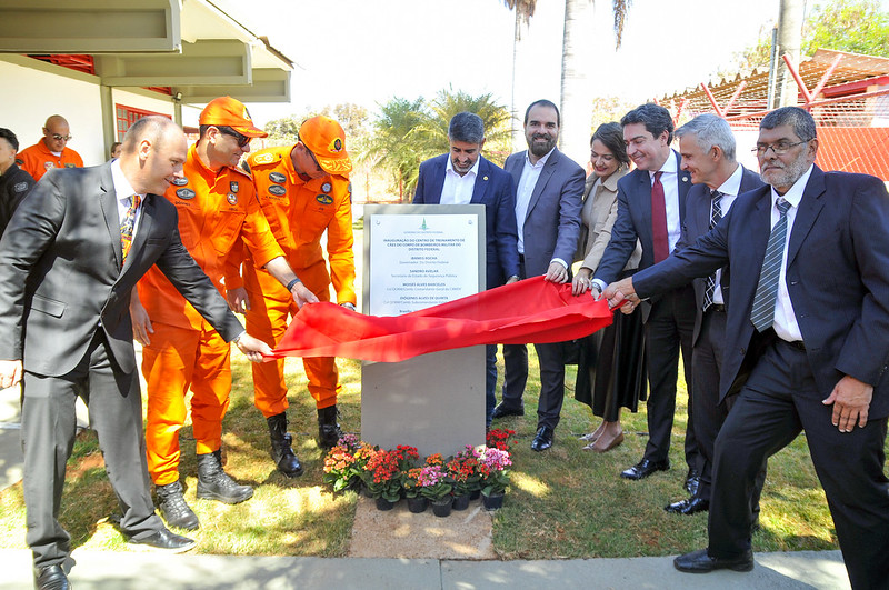 GDF inaugura centro de treinamento de cães para assistência social