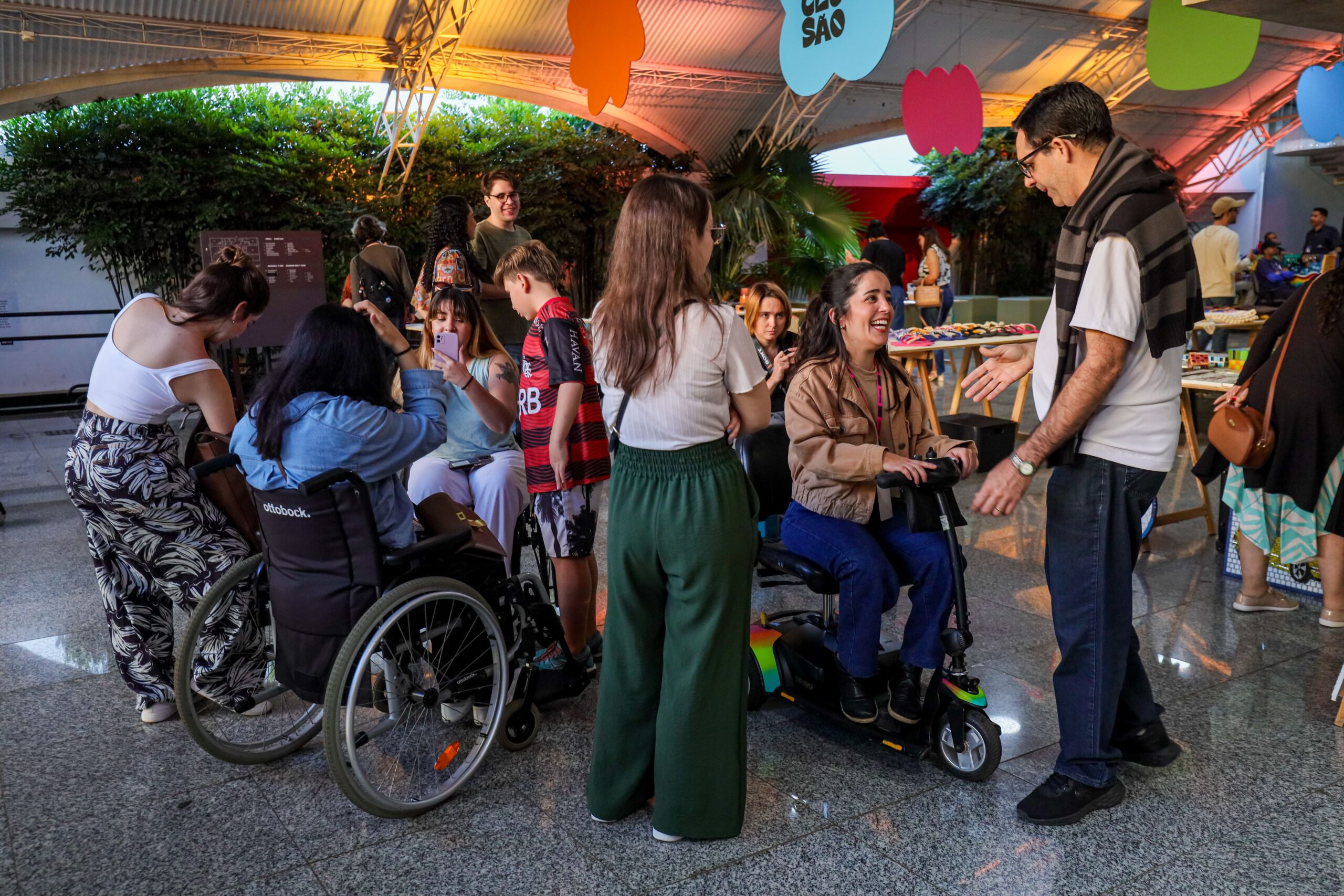 Celebre a diversidade e a inclusão no Espaço Renato Russo