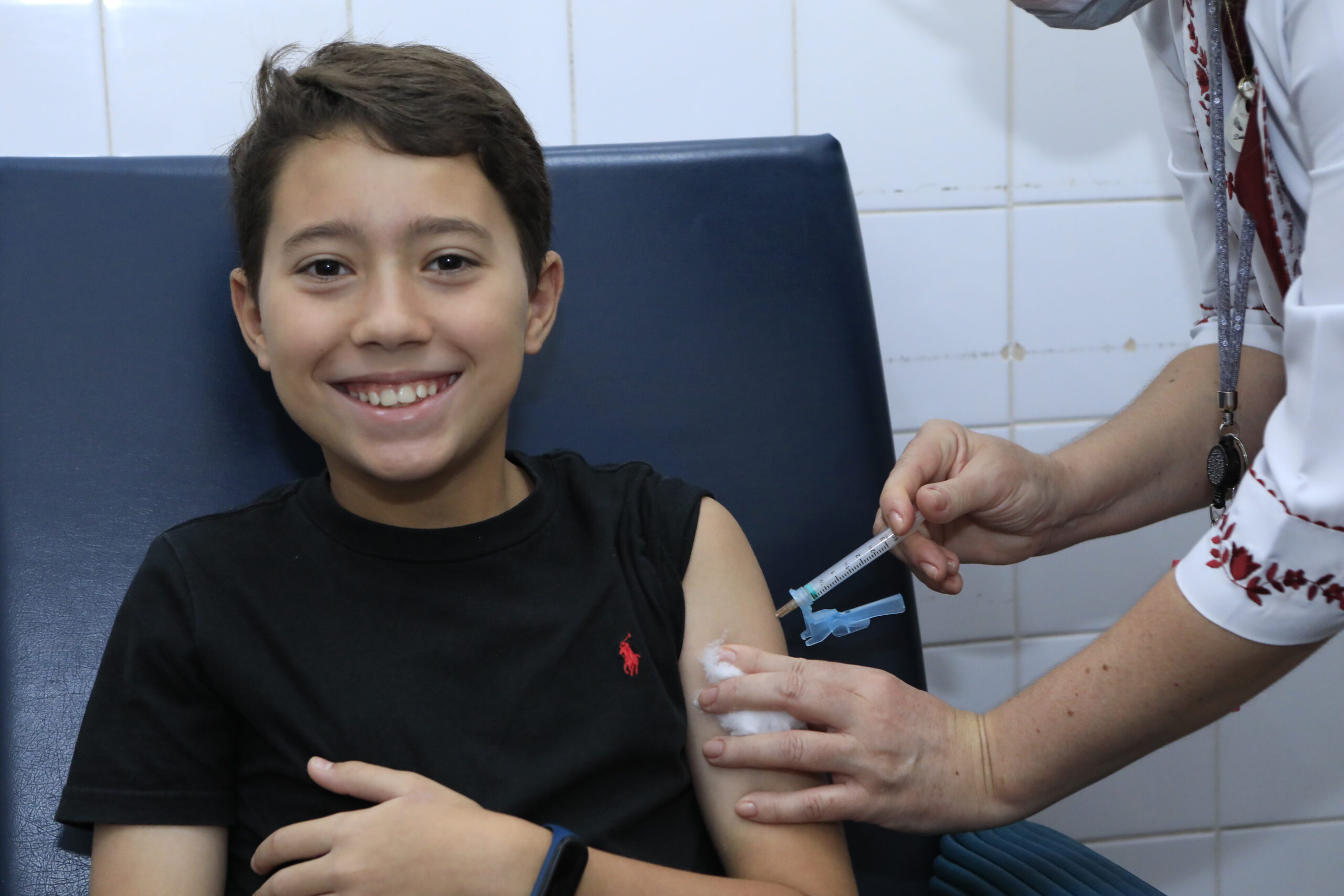 Apenas metade das doses de vacina contra a dengue é aplicada