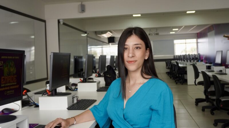 94% dos universitários veem a experiência como chave para o sucesso