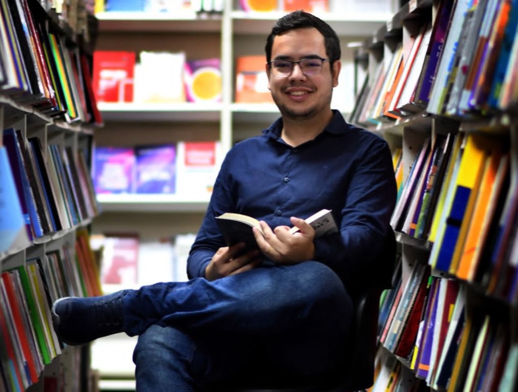 Participe do 3º Prêmio Candanguinho de Poesia e concorra a prêmios