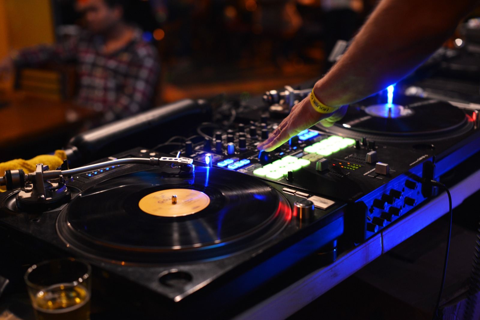 Música, vinil e boa comida: Quituart recebe o Club do Vinil BSB