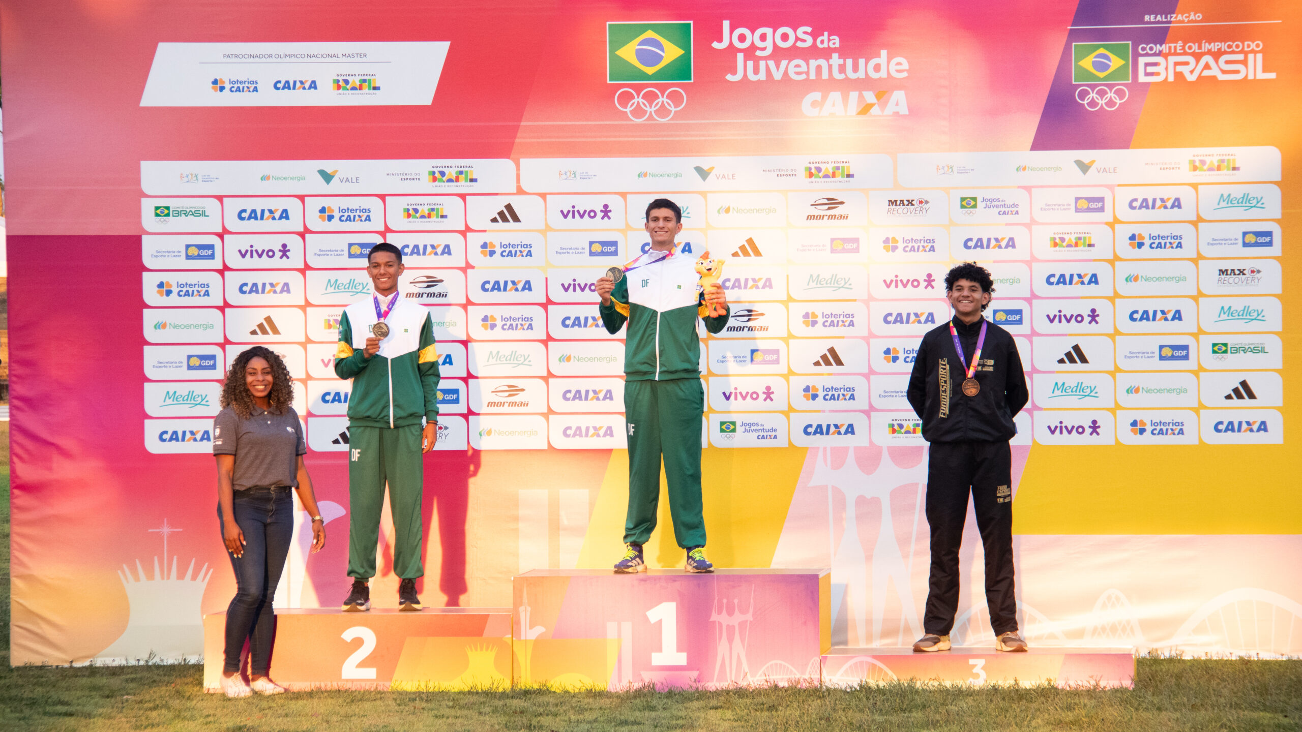 Ouro para o DF: Estudantes brilham nos Jogos da Juventude