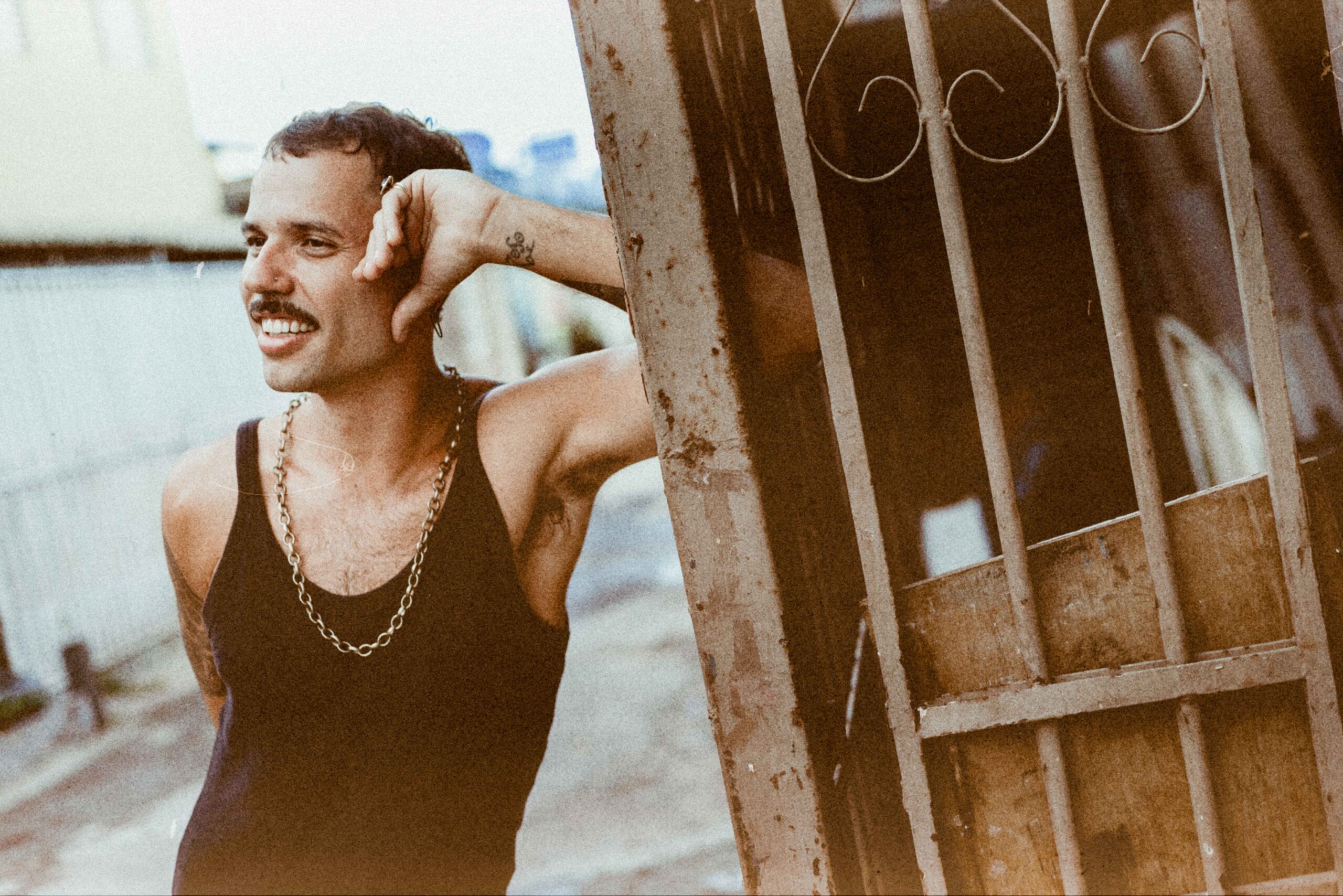 Gabriel Paes lança EP Desborde em show com entrada gratuita no Varjão