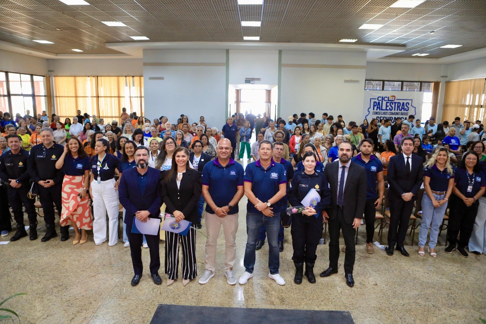 Ciclo de palestras discute proteção à mulher e violência doméstica