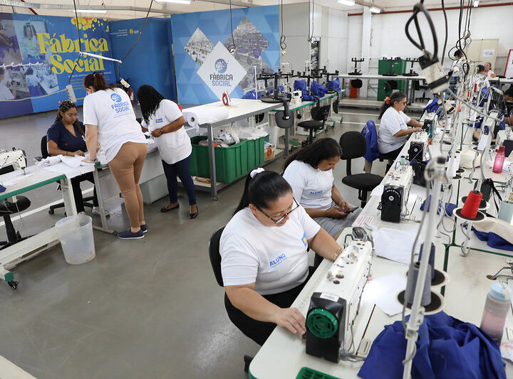 Fábrica Social do GDF transforma vidas com curso de costura