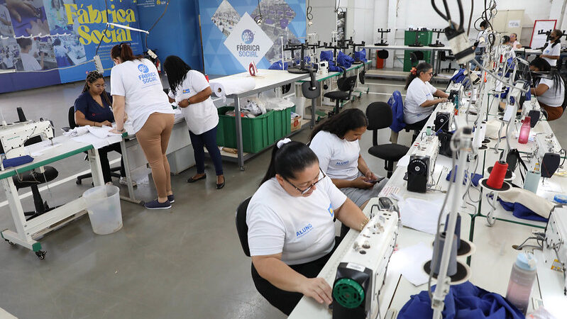 Fábrica Social do GDF transforma vidas com curso de costura