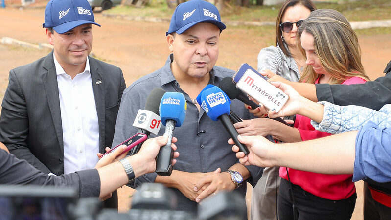 Ibaneis visita obra final e autódromo de Brasília volta com tudo