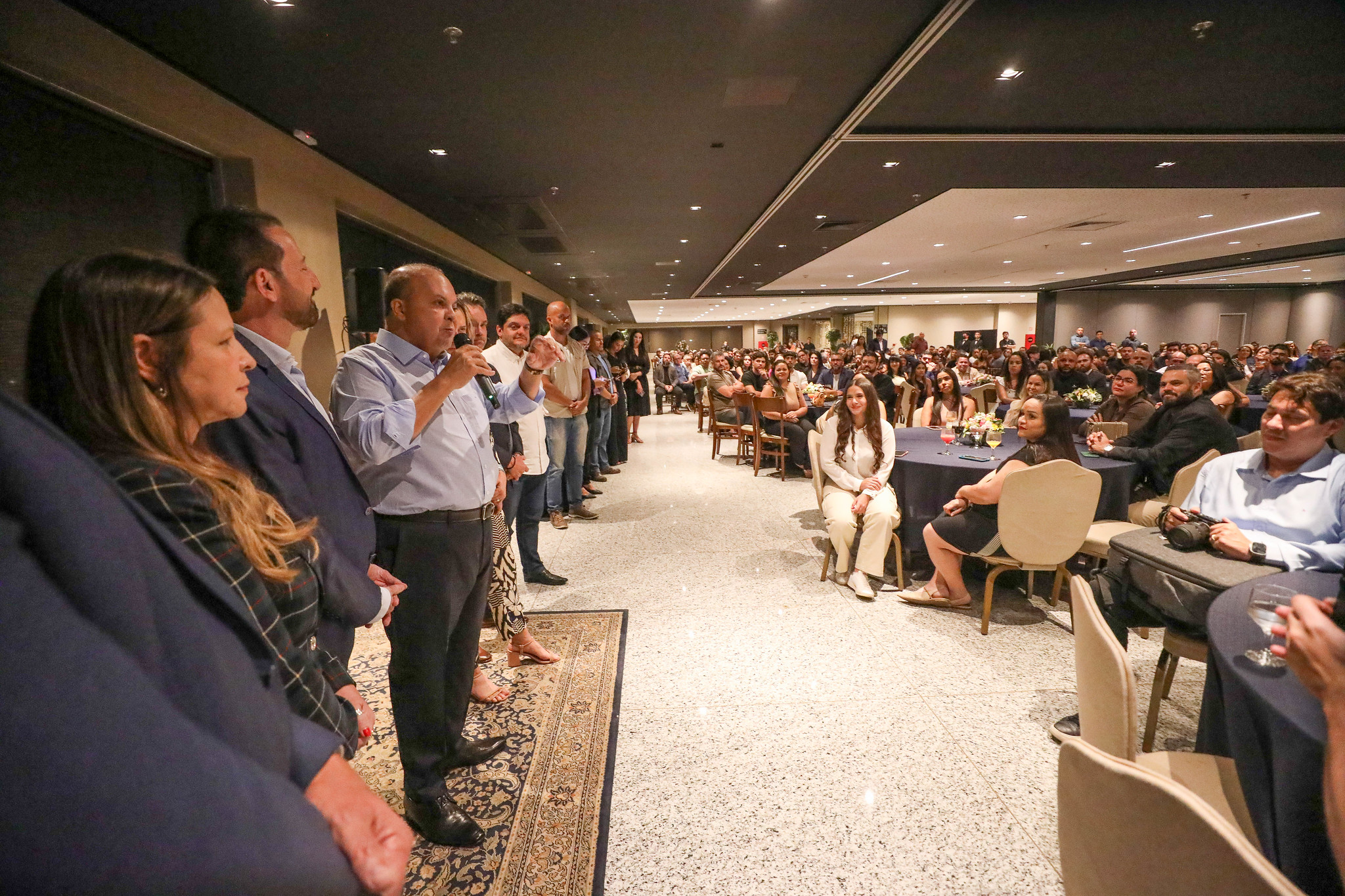 Nova lei permite igrejas usarem moeda social para regularização