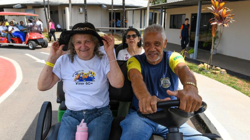 Idosos do DF abrem outubro prateado com aulas de trânsito