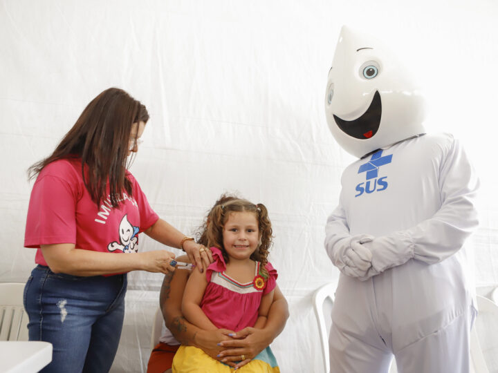 Campanha de vacinação ajuda crianças e jovens a se proteger
