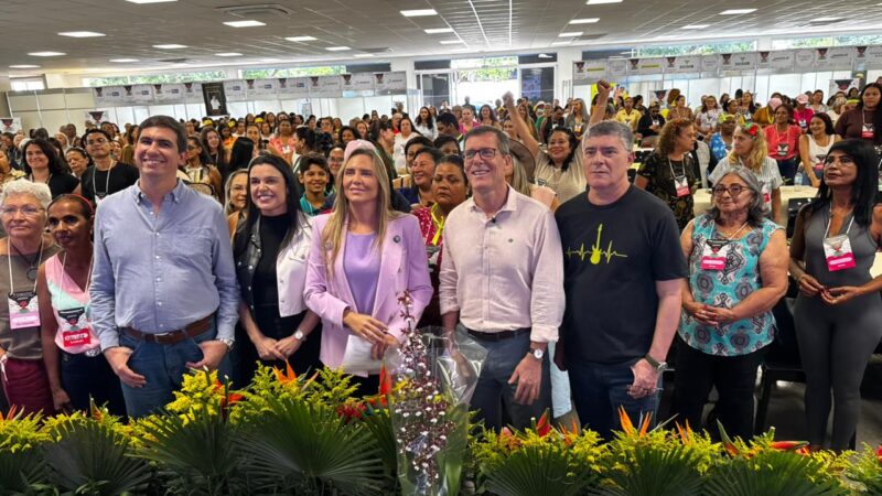 Mulheres Rurais apresentam demandas e brilham em encontro