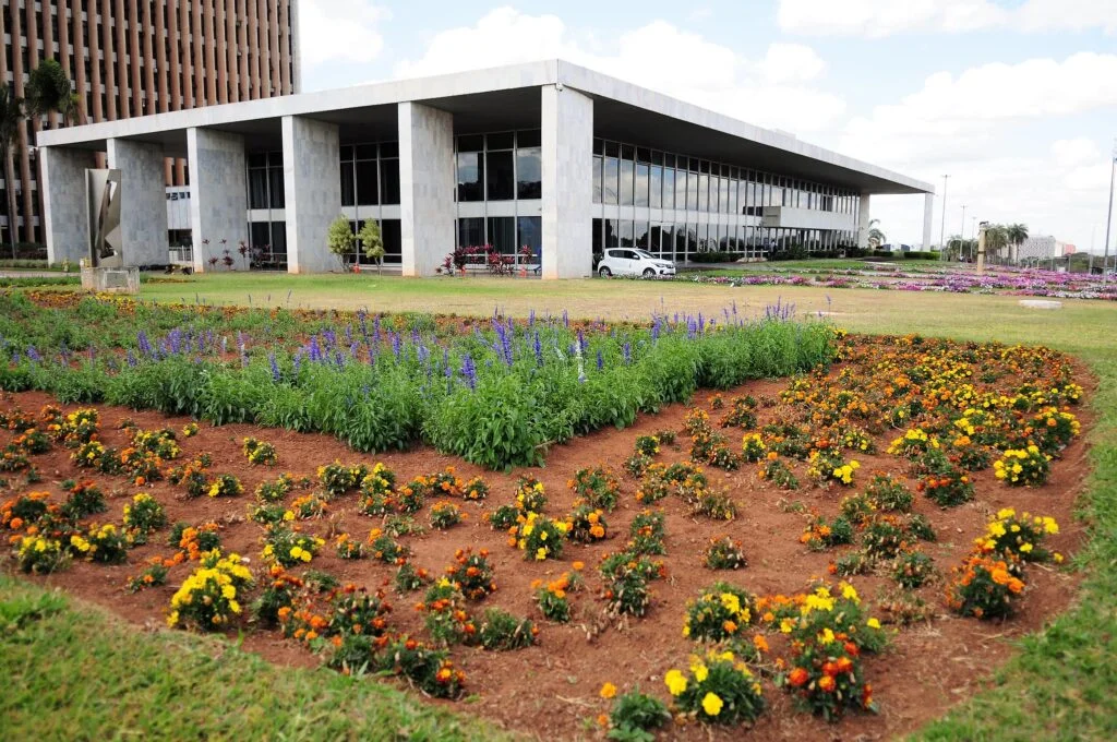GDF decreta ponto facultativo em 21 de novembro
