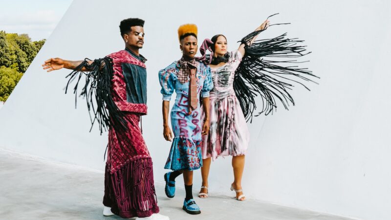 Mostra Brasilidades 2025 une arte, design e moda com foco na identidade cultural