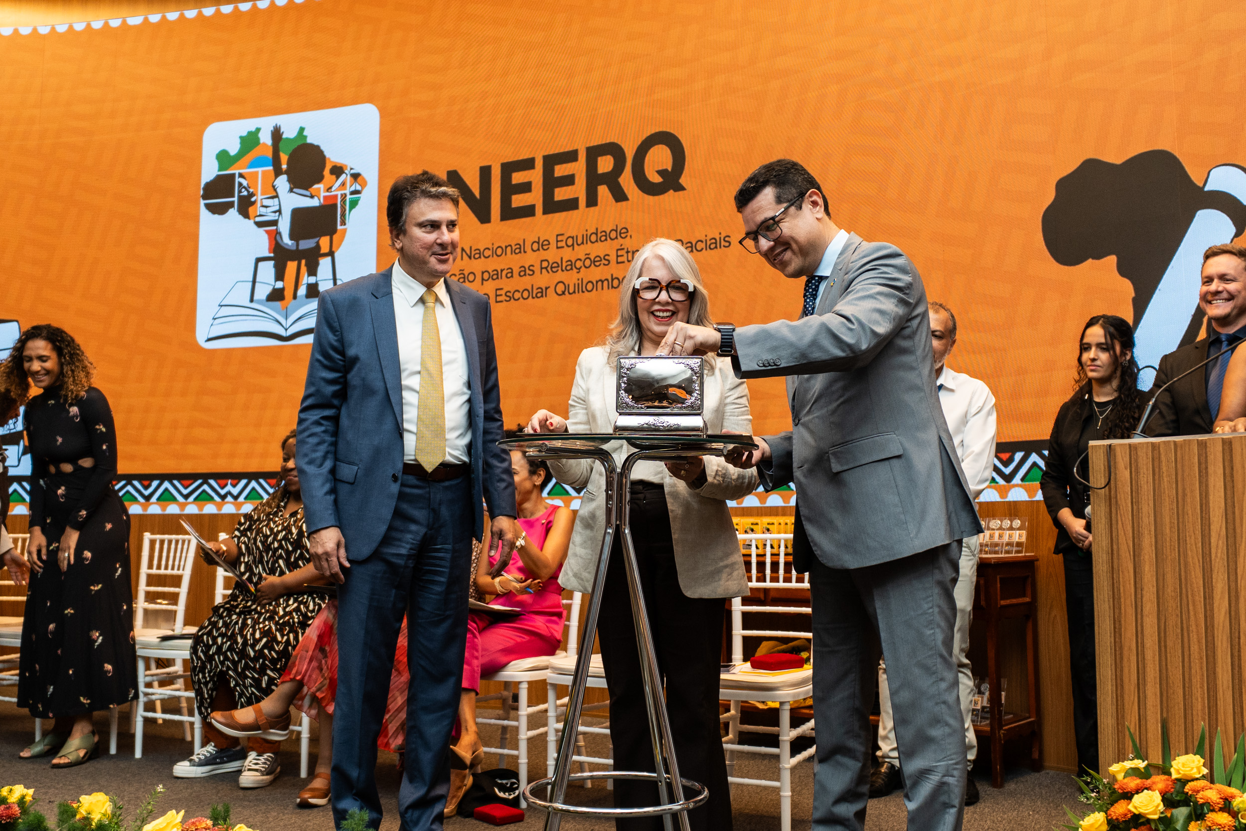 Combate ao racismo nas escolas garante selo nacional