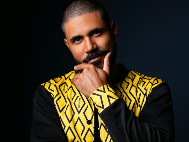 Plínio Perrú retorna aos palcos com o solo “Quarentei Show”