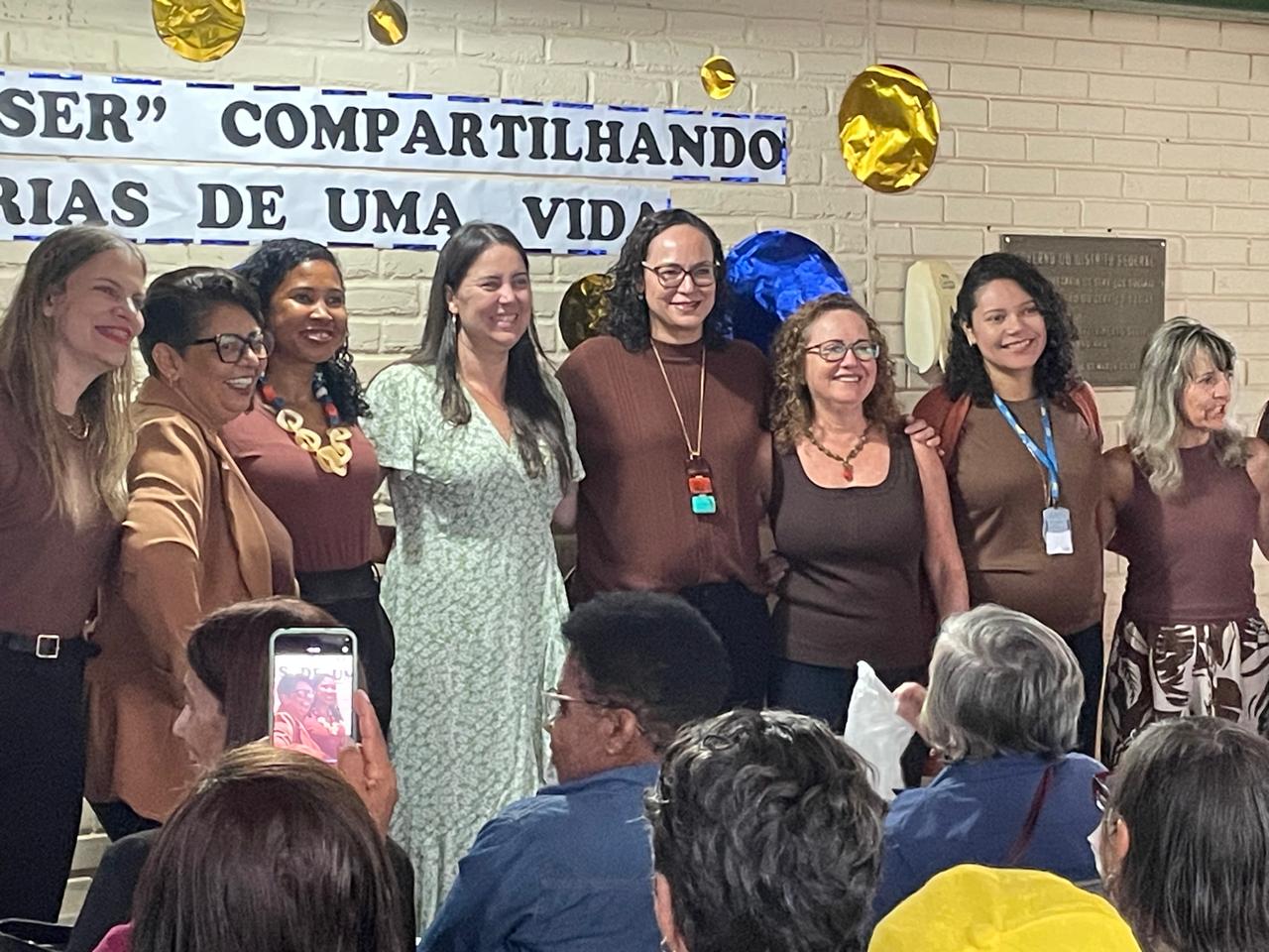 Cras Sobradinho I realiza ação comunitária para valorizar pessoas idosas