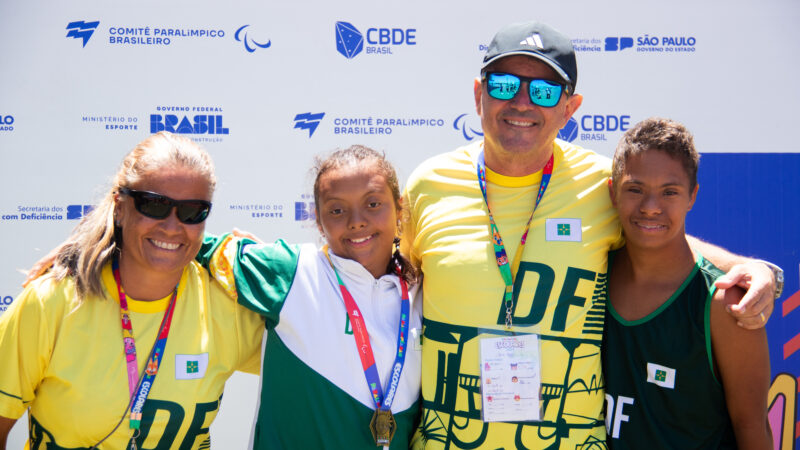 Atleta do DF brilha e conquista ouro nas Paralimpíadas