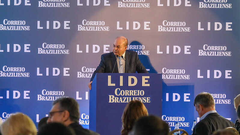 Mais segurança no campo: GDF entrega 1.800 escrituras rurais