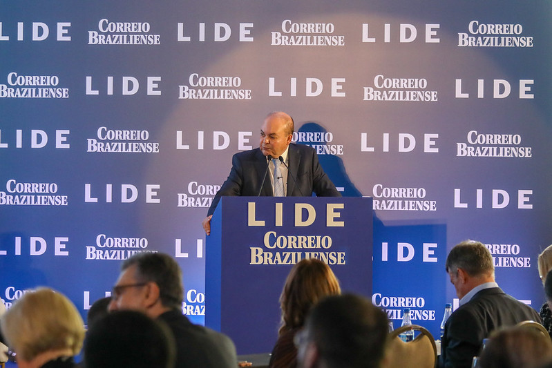 Mais segurança no campo: GDF entrega 1.800 escrituras rurais