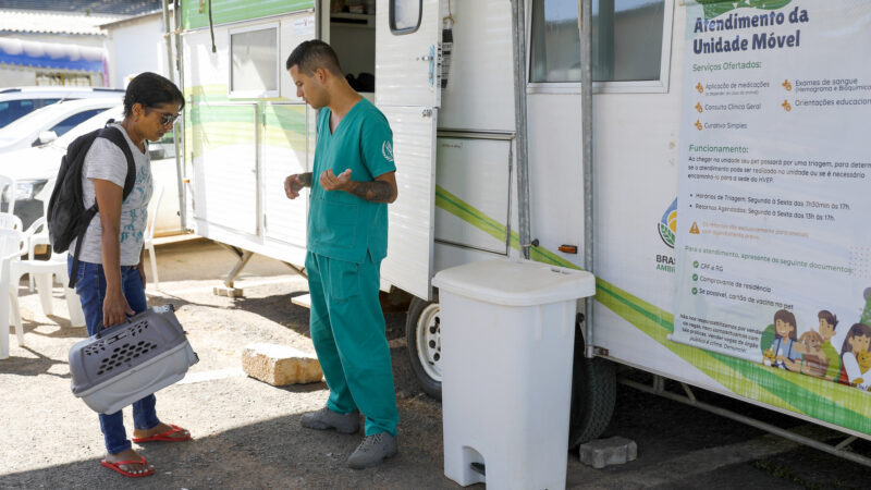 Itapoã recebe atendimento veterinário gratuito para cães e gatos
