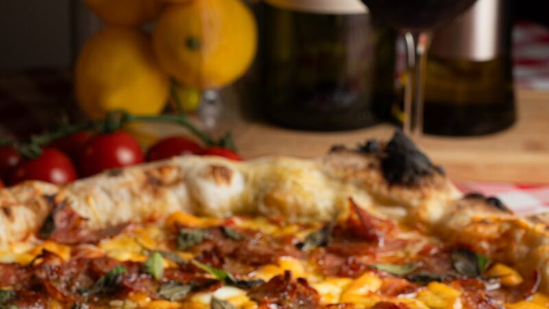 Sesconetto’s Pizzeria chega à Asa Sul com sabor de tradição familiar