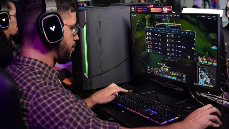 Evento gratuito de tecnologia e cultura geek chega à capital