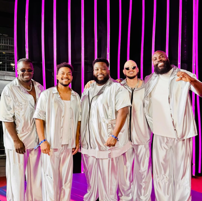 O pagode de Brasília está em festa! O grupo Benzadeus venceu o Prêmio Multishow 2025 na categoria Brasil, representando a força do Centro-Oeste.