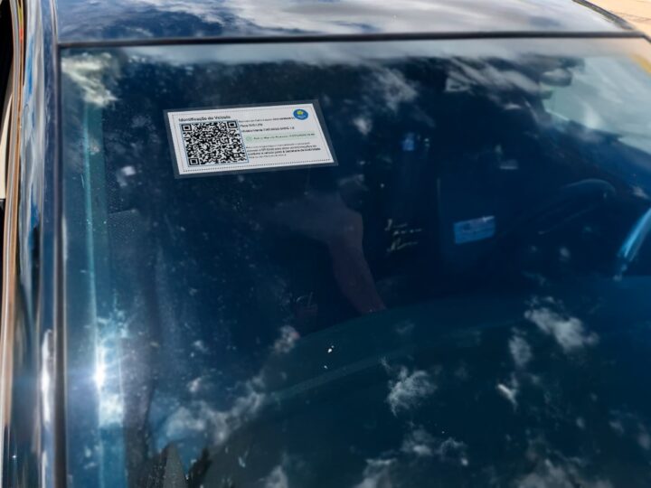 Motoristas de aplicativo têm até fevereiro para instalar o QR Code