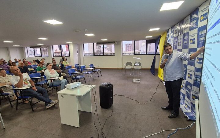 Seja voluntário no Programa Família Protegida