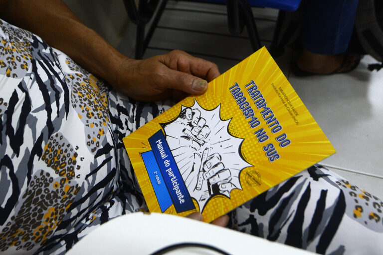 Tratamento antitabagismo inclui diferentes abordagens e pode ser acessado por qualquer pessoa interessada | Foto: Matheus Oliveira/Agência Saúde-DF