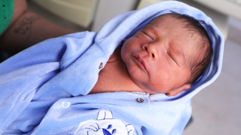 Maternidades do DF garantem teste da orelhinha gratuito