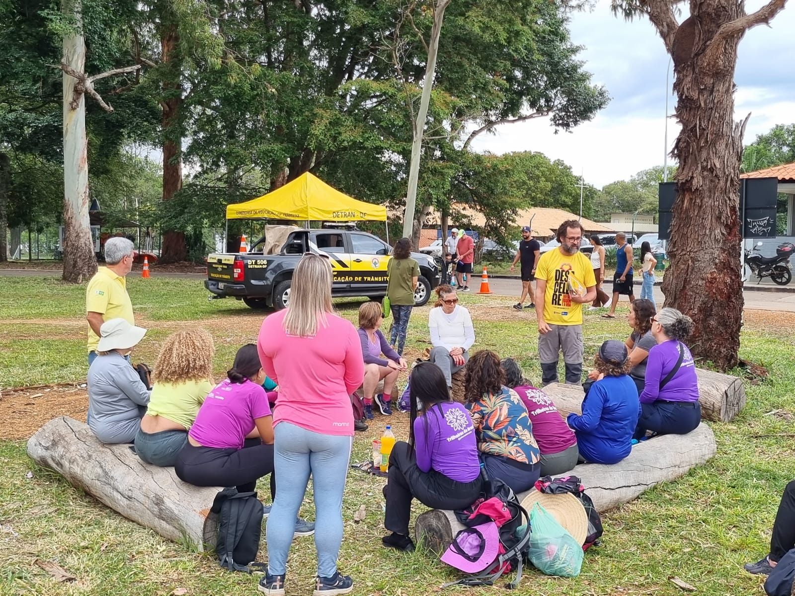 Detran-DF orienta quase 2 mil pessoas no fim de semana