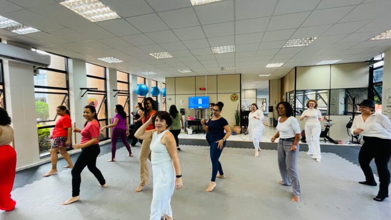 GDF oferece aulas de yoga, dança e bem-estar para servidores
