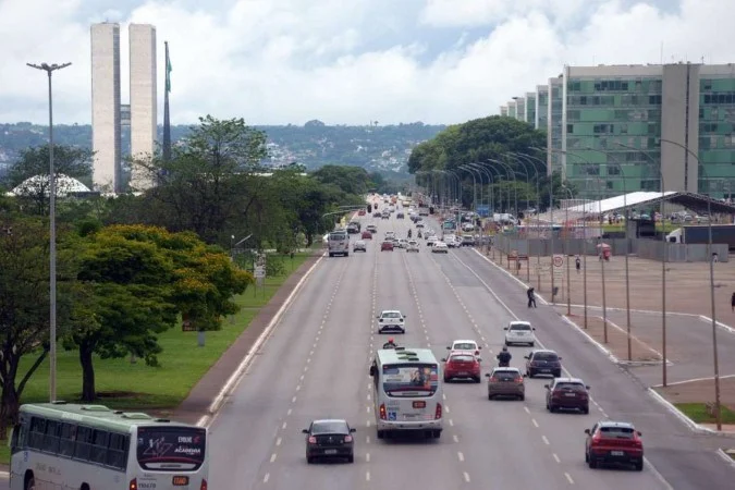 Prazo para pagar a primeira parcela do IPVA termina nesta sexta (27)