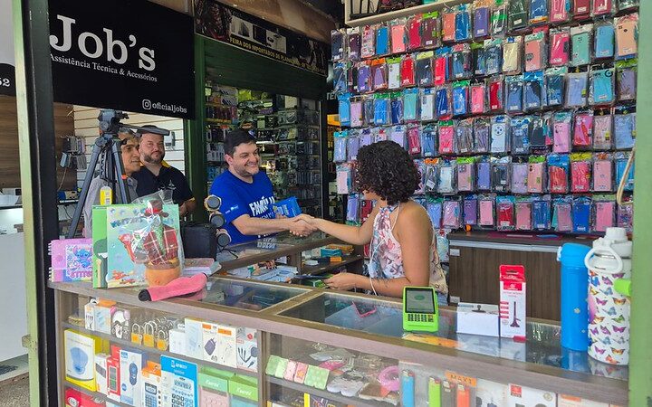 Programa ensina educação financeira para 10 mil pessoas