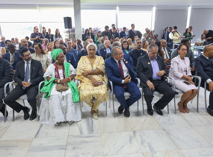 GDF alcança marca de 600 escrituras para entidades religiosas