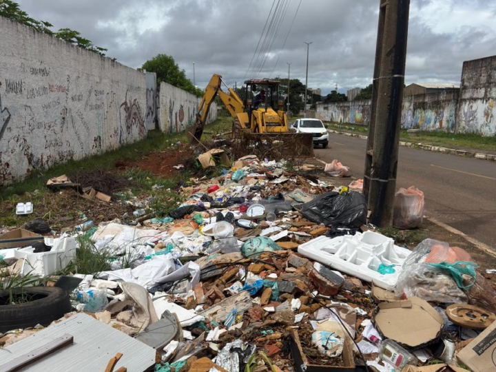Ceilândia retira 75 toneladas de lixo irregular em um único dia