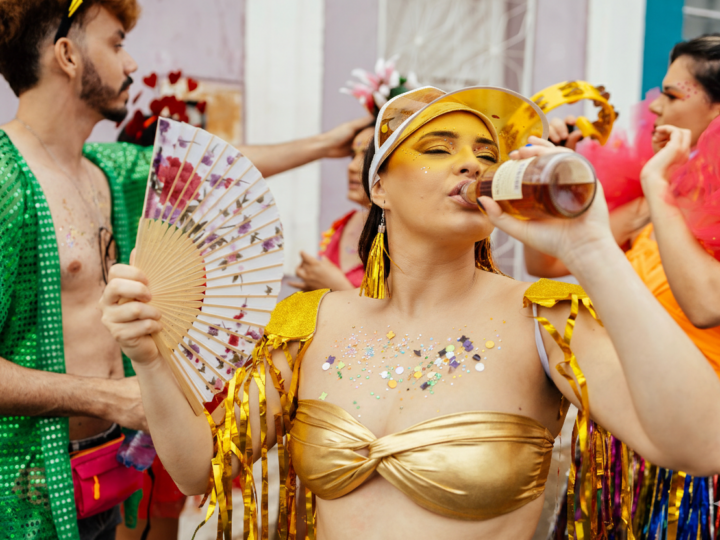 Ressaca ou Intoxicação? Saiba quando o mal-estar pós-festa é perigoso