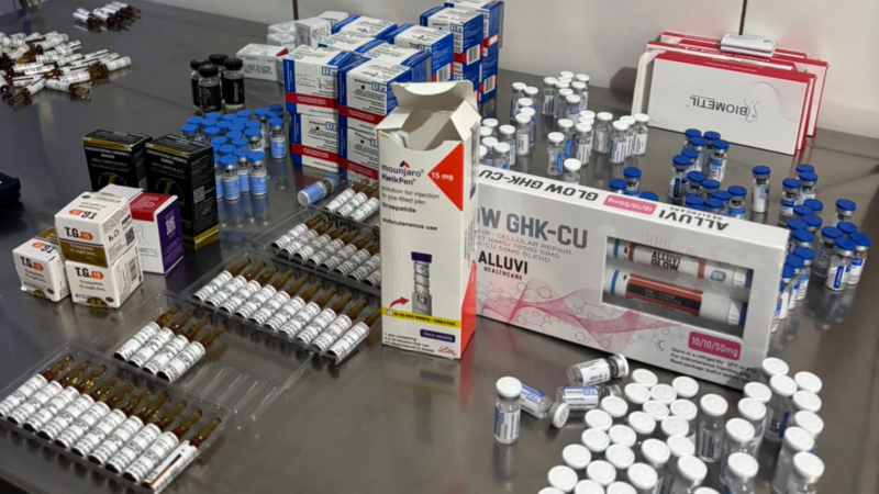 Vigilância Sanitária apreende remédios para emagrecer e anabolizantes no DF