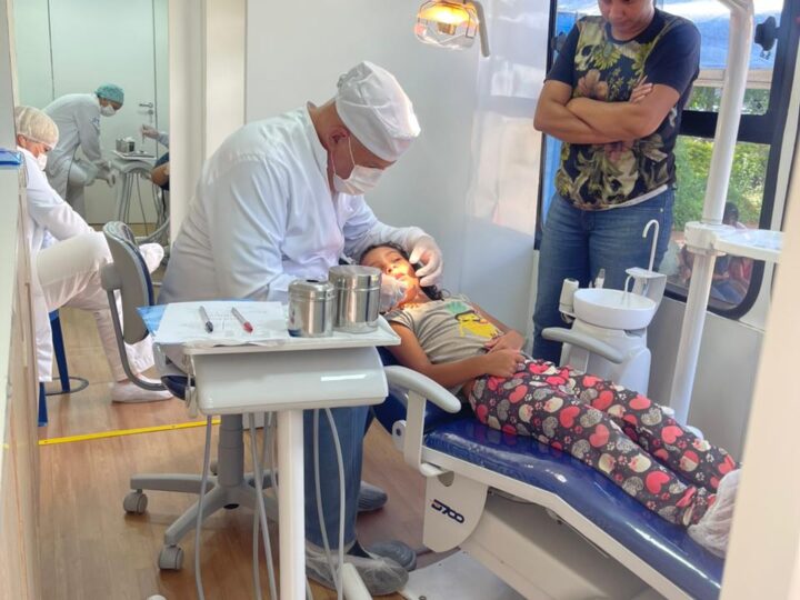 Unidade móvel oferece atendimento dentário gratuito no Itapoã e Paranoá
