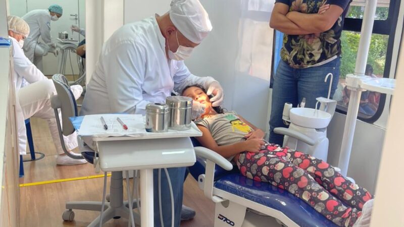 Unidade móvel oferece atendimento dentário gratuito no Itapoã e Paranoá