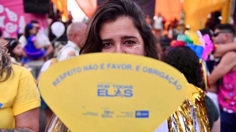 Campanha reforça segurança das mulheres na folia