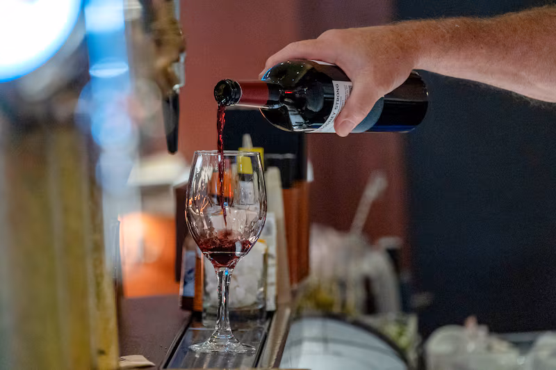 Setor de vinhos defende consumo moderado contra discursos radicais