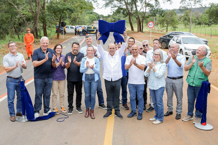 Acesso à Escola Classe Jardim dos Ipês é pavimentado para os alunos
